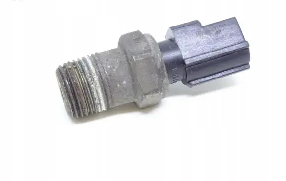 Ford Mondeo Mk III Oil pressure sensor F8AF9278