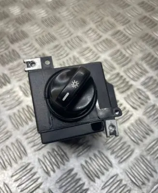 Mercedes-Benz A W168 Light switch 1685450104 501733