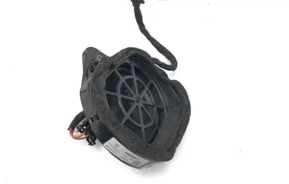 Audi A6 S6 C6 4F Front door speaker 4F9035411