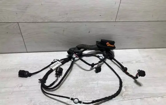 Audi A3 8Y Rear door wiring loom 8y0971688j