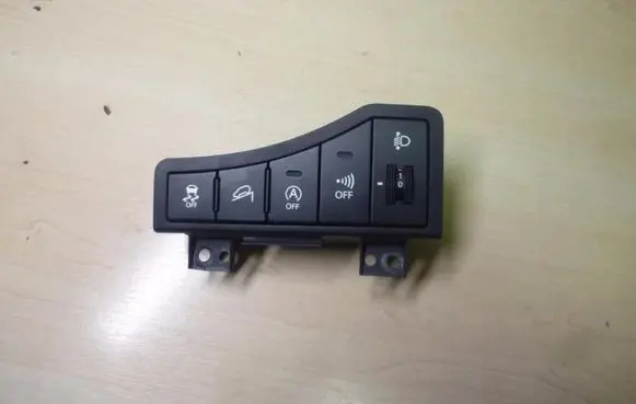 KIA Sportage Other switches/knobs/shifts 937003U690WK I970