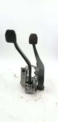 BMW 3 E90 E91 Pedal assembly 678711 444849