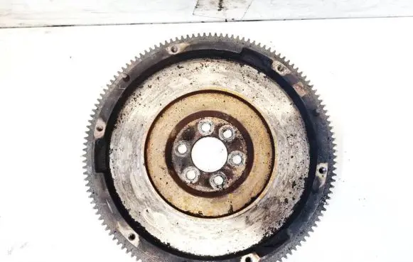 Volkswagen Golf VI Flywheel