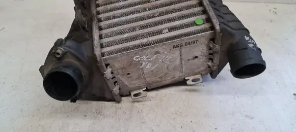 Volkswagen Golf III Intercooler radiator 1H0145805B 0727227000