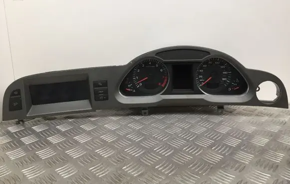 Audi A6 S6 C6 4F Speedometer (instrument cluster) 4F0919603 4F0920950K