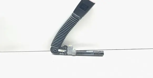 BMW 7 E65 E66 Front seatbelt buckle 6982524