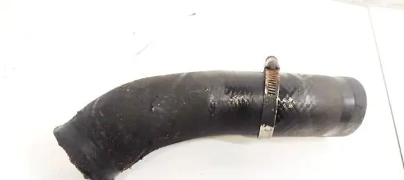 Toyota Avensis Verso Intercooler hose/pipe