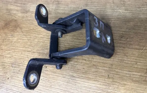 Opel Insignia A Rear door upper hinge