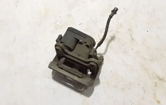 Chevrolet Silverado Rear brake caliper 13537066
