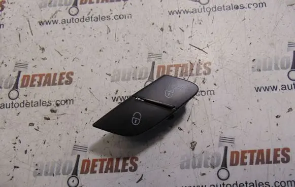 Mercedes-Benz GL X164 Central locking switch button A2518200910