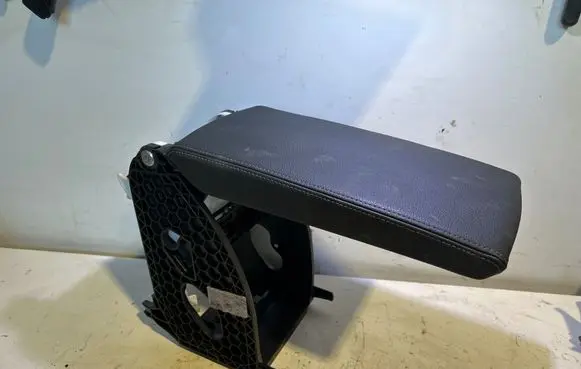 Skoda Superb B8 (3V) Armrest 3V0864207A 0333281