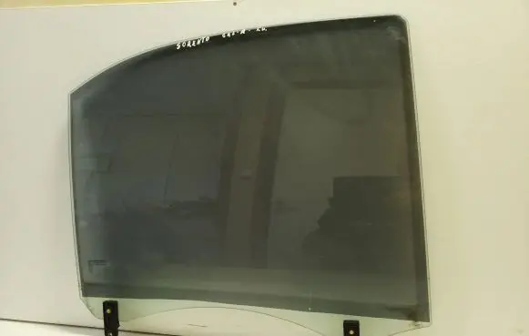 KIA Sorento Rear door window glass 43R00344