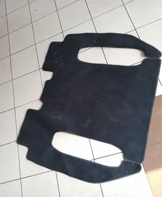 Tesla Model X Second row seat mat 