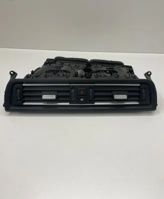 BMW M5 Dash center air vent grill 9192903