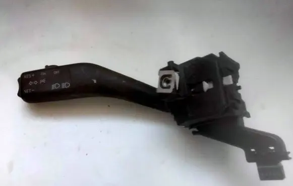 Skoda Octavia Mk2 (1Z) Indicator stalk 1K0953513A