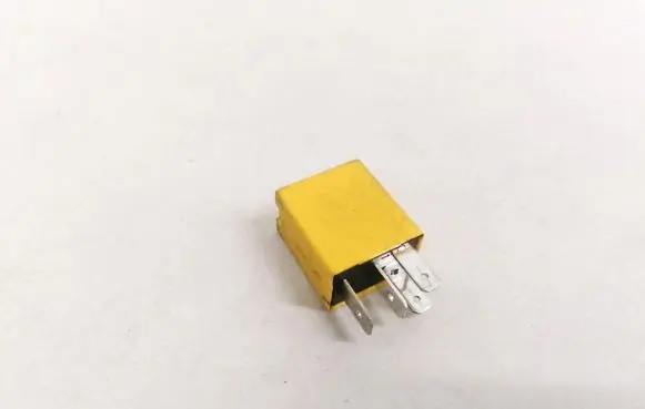 Opel Zafira A Other relay 24433728 29200076