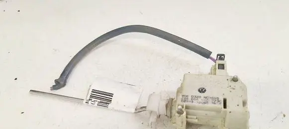 Volkswagen Polo IV 9N3 Central locking motor 