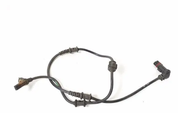 Mercedes-Benz R W251 ABS brake wheel speed sensor A2515400817