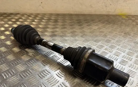 Mercedes-Benz C AMG W205 Front driveshaft A205330
