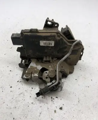Audi A6 S6 C5 4B Rear door lock 4B0839015G