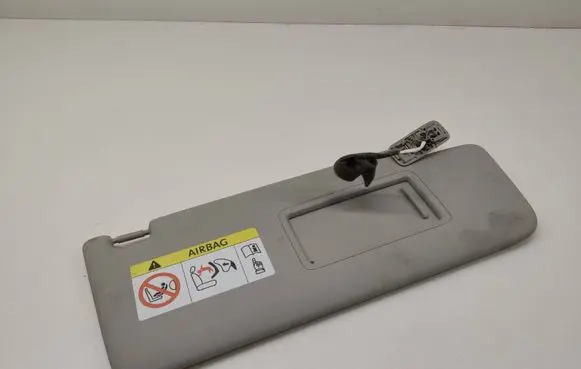 Volkswagen Tiguan Allspace Sun visor