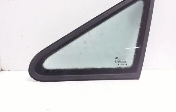 Volkswagen Sharan Front triangle window/glass 