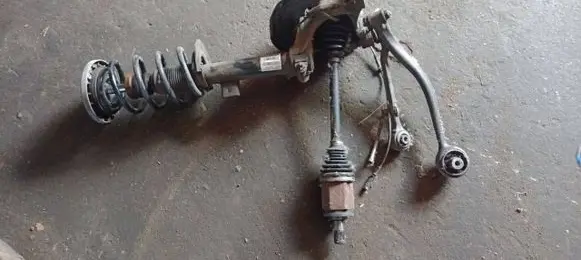 BMW X4 F26 Front wheel hub spindle knuckle