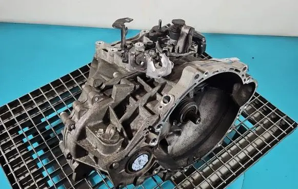 Hyundai i30 Manual 5 speed gearbox WFJ6N IMPRK1545823