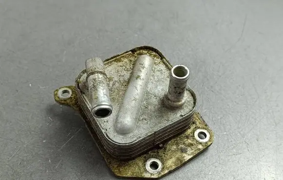 Mitsubishi Outlander IV Transmission/gearbox oil cooler