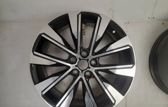 Renault Megane IV R19 alloy rim 403004862R