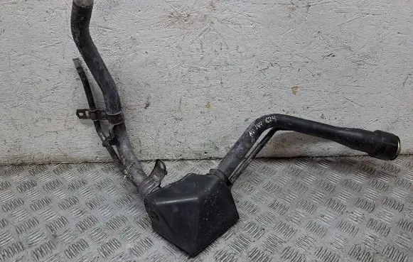 Toyota Avensis T270 Fuel tank filler neck pipe 7720120680 7727712180