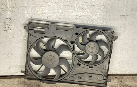 Volvo XC70 Electric radiator cooling fan 3135104003 30792921