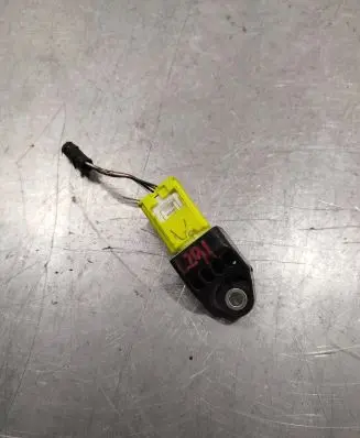 Toyota Auris E180 Airbag deployment crash/impact sensor 8983102140