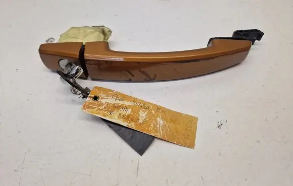 Opel Mokka X Front door exterior handle 13500026 6051