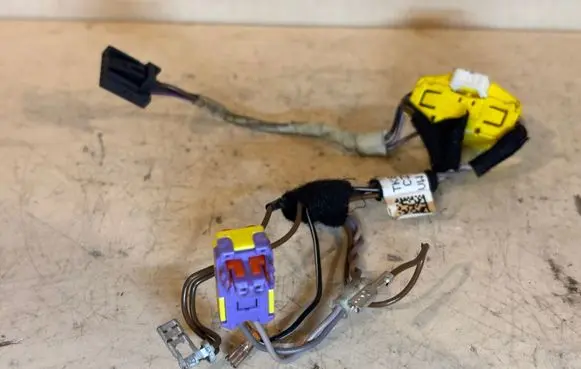 Skoda Superb B8 (3V) Airbag squib ring wiring 3V0971584A