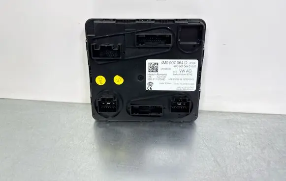 Audi Q7 4M Comfort/convenience module 4M0907064D