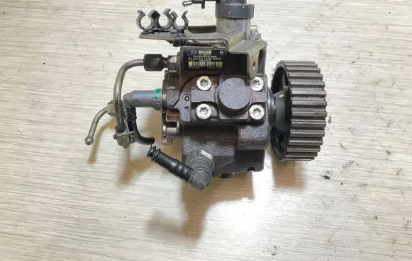 Citroen Xsara Picasso Fuel injection high pressure pump 9656300380 03000556705 0445010102