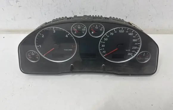 Audi A6 S6 C5 4B Speedometer (instrument cluster) 4B0920933N AUZ7Z002513989 10120311119