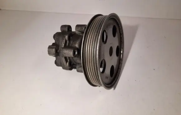 Audi A4 S4 B7 8E 8H Power steering pump 145153DES