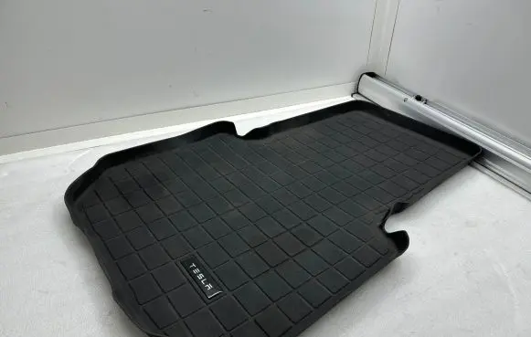 Tesla Model S Front floor mat 6307691500 8004416287