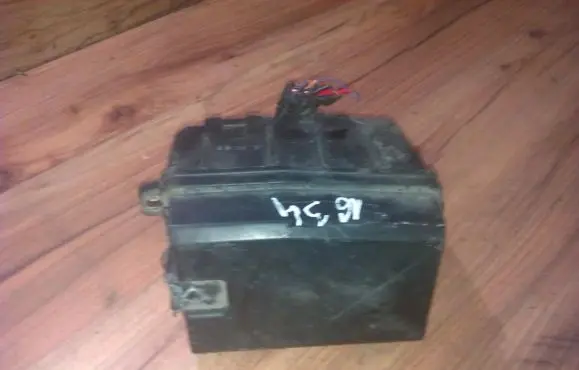 Ford Mondeo MK II Fuse box set 93BG14A076EC