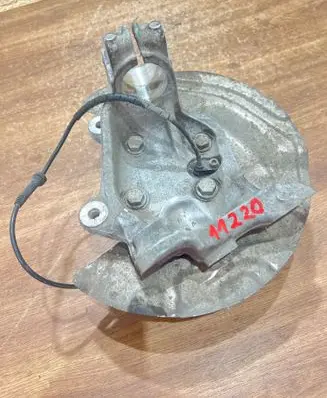 BMW 1 E81 E87 Front wheel hub 6764443