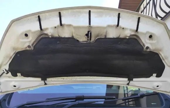 Opel Vivaro Engine bonnet/hood sound/heat insulation 658402174R 93868423