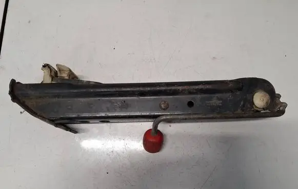 Audi 80 90 S2 B4 Lift Jack 811011031