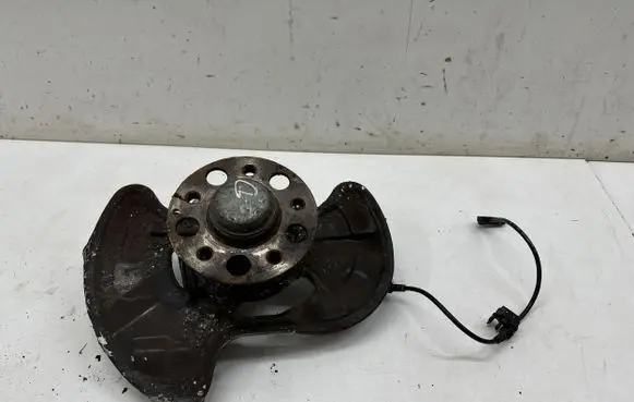 Mercedes-Benz SLK R172 Front wheel hub