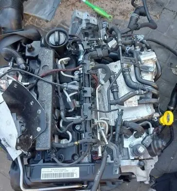Seat Leon (5F) Engine swap CLH