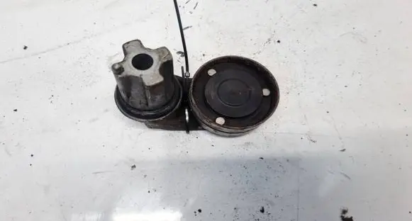 Land Rover Discovery 3 - LR3 Generator/alternator belt tensioner 