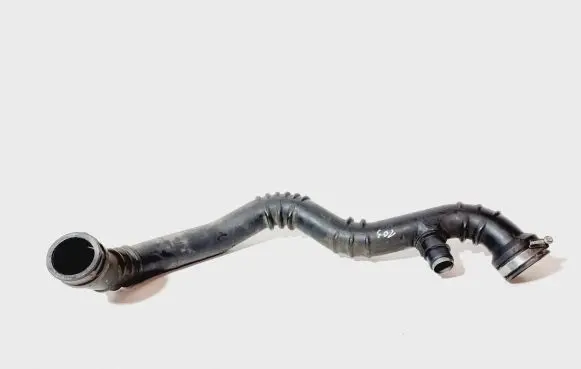 Ford Focus Air intake hose/pipe BV616K863CC BV616K863