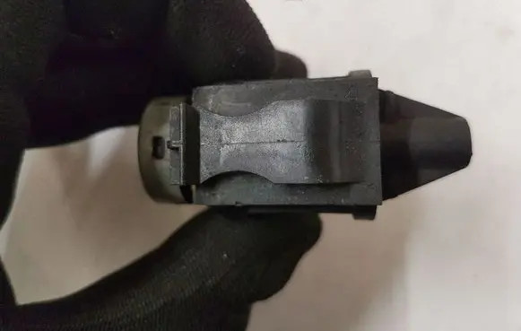 Volkswagen PASSAT B6 Turbo solenoid valve 1K0906283A