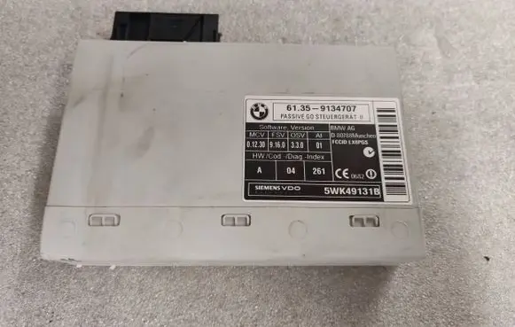 BMW X5 E70 Antenna control unit 9134707 5WK49131B